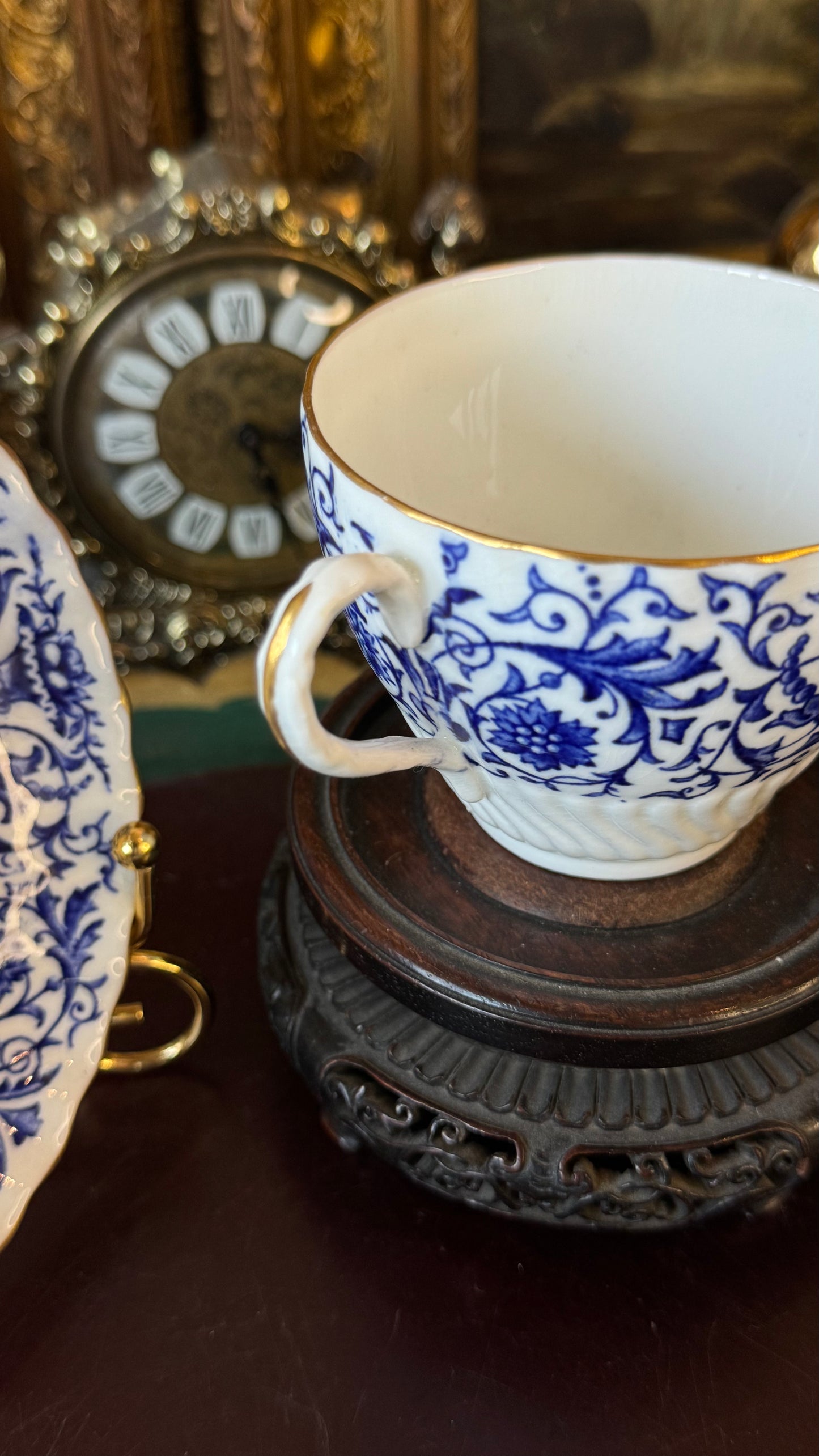 Coalport "Grosvenor" Blue & White Cup – Circa 1900