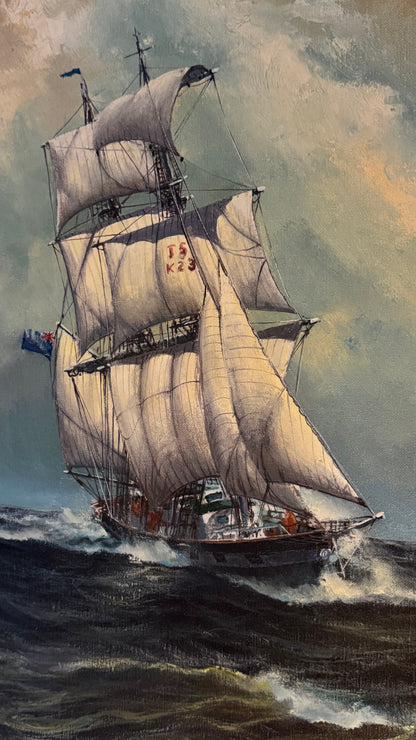 Fred Müller Signed Oil Painting – Sailing Ship at Sea – 64×78 cm – Antique Maritime Art with Ornate Gilt Frame