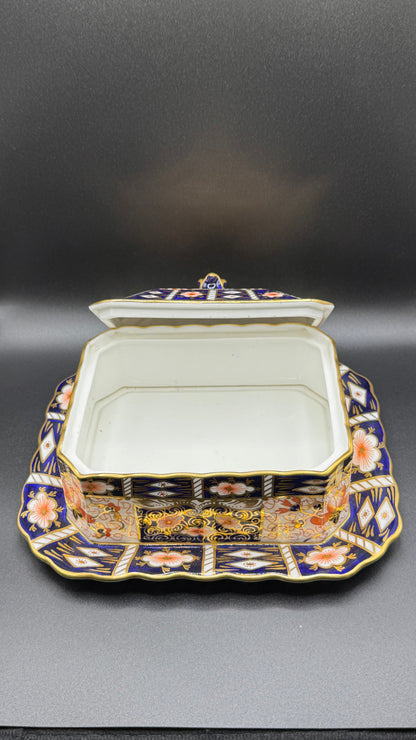 Royal Crown Derby,Imari Pattern Tureen with Underplate